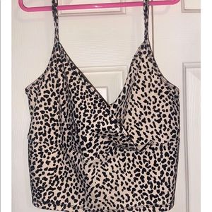 SheIn Leopard Cropped Top M Never Worn.